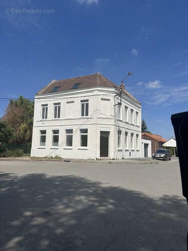 Maison à WAMBRECHIES