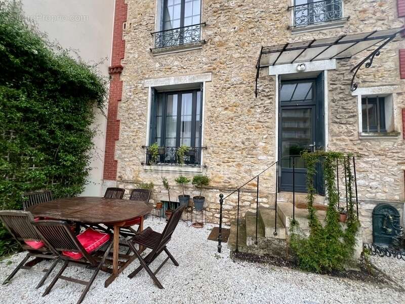 Maison à MELUN
