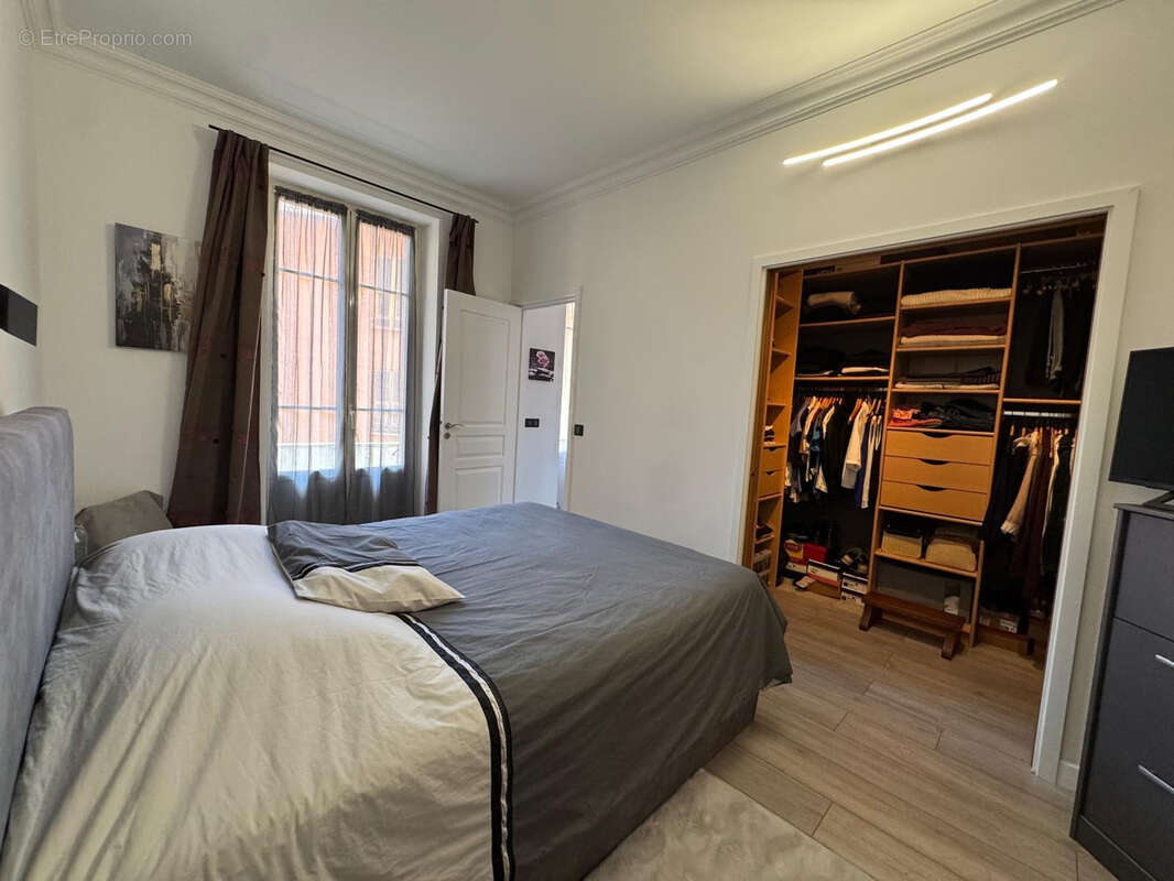 Appartement à BEAUSOLEIL