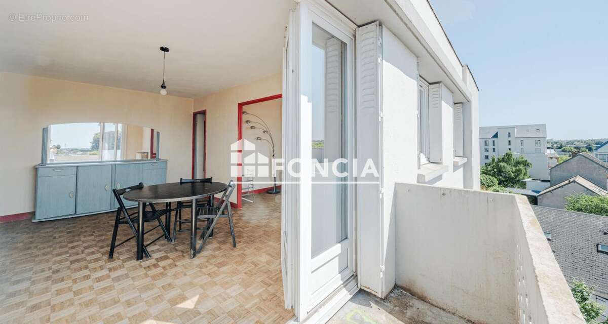 Appartement à LA RICHE