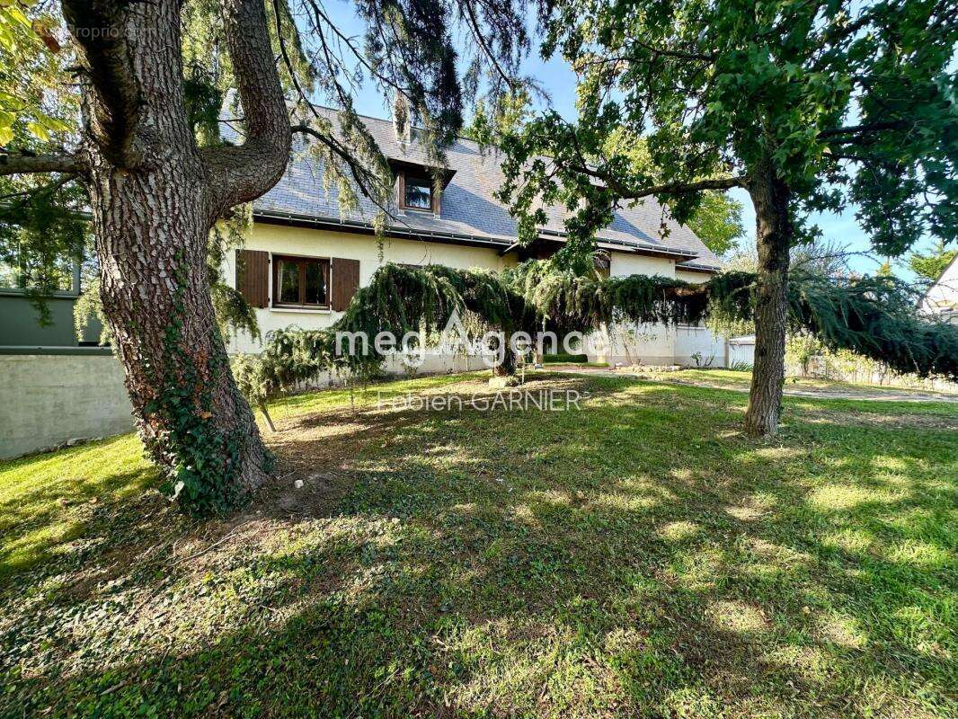 Maison à LES PONTS-DE-CE