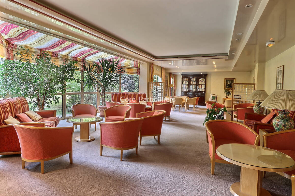 Appartement à MONTROUGE