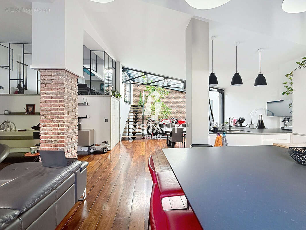 Appartement à NOGENT-SUR-MARNE