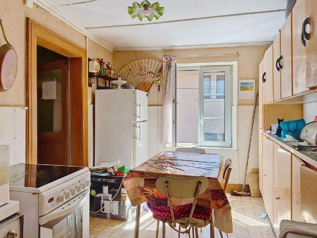 Maison à WISCHES