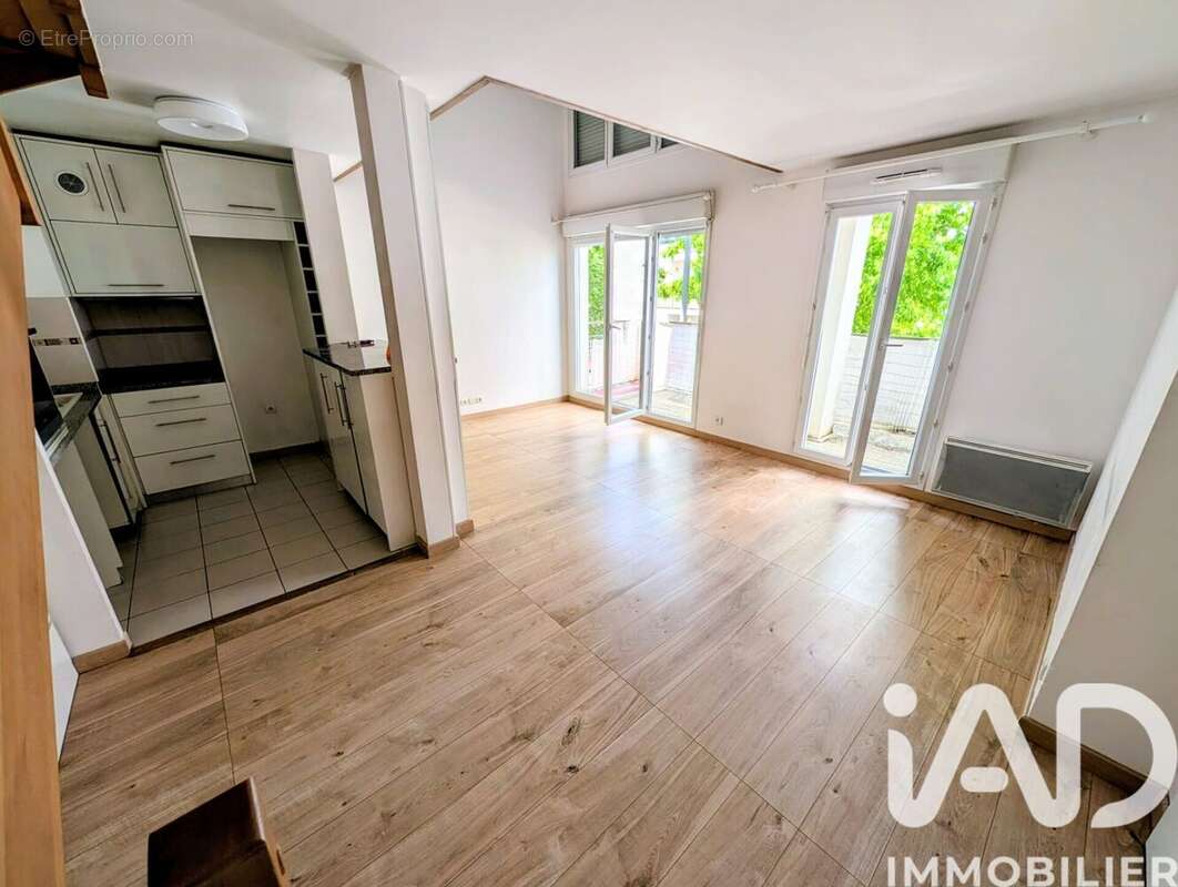Photo 2 - Appartement à EZANVILLE
