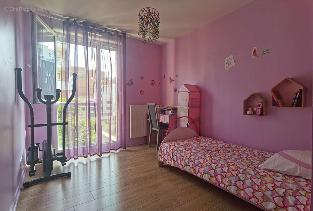 Appartement à ROSNY-SOUS-BOIS