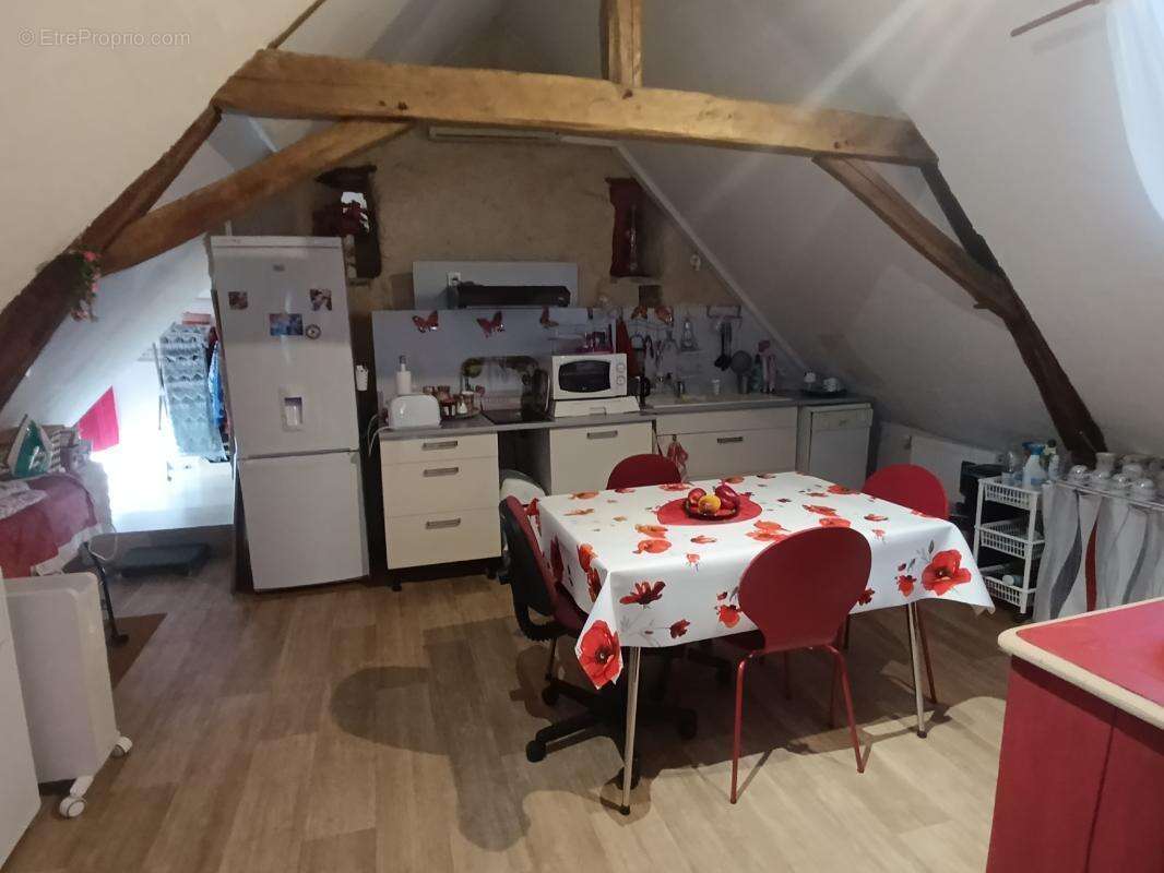 Maison à SAINT-DENIS-D'ORQUES