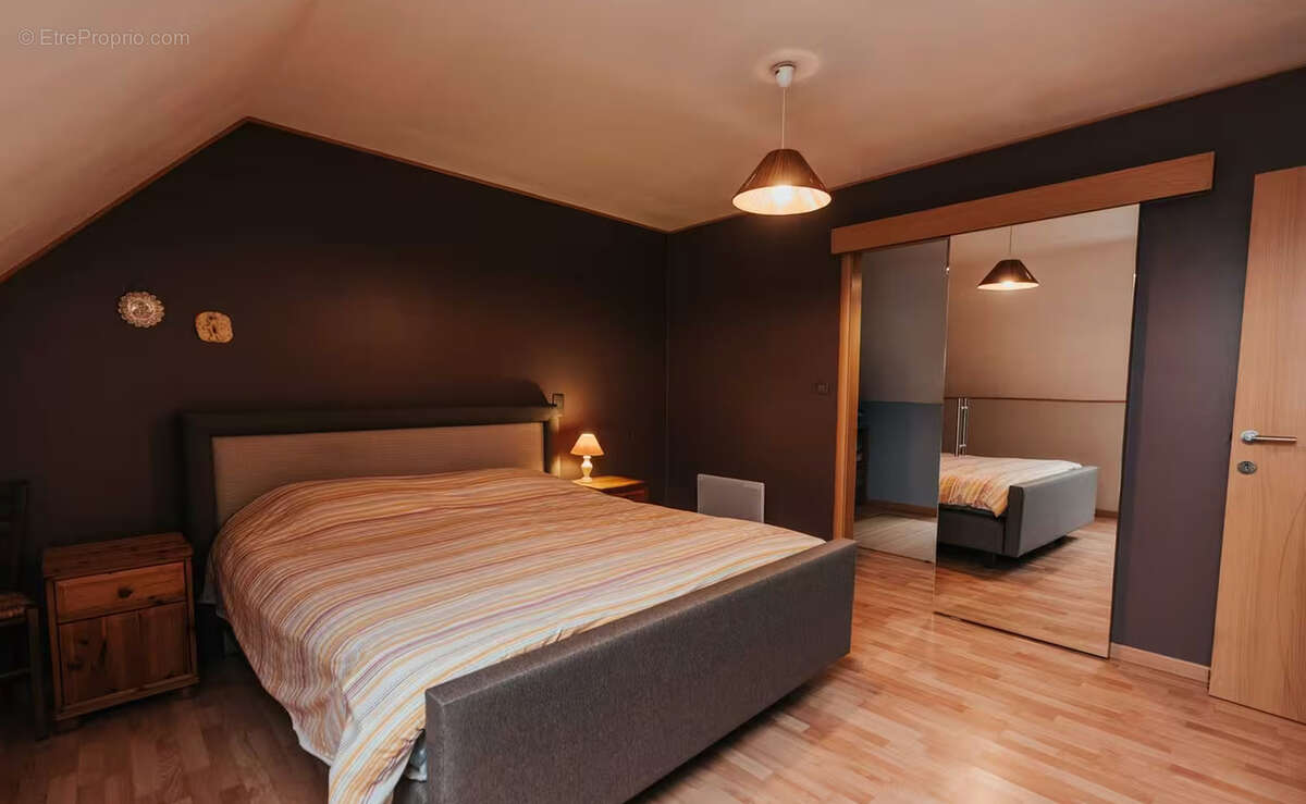 Maison à NANTERRE