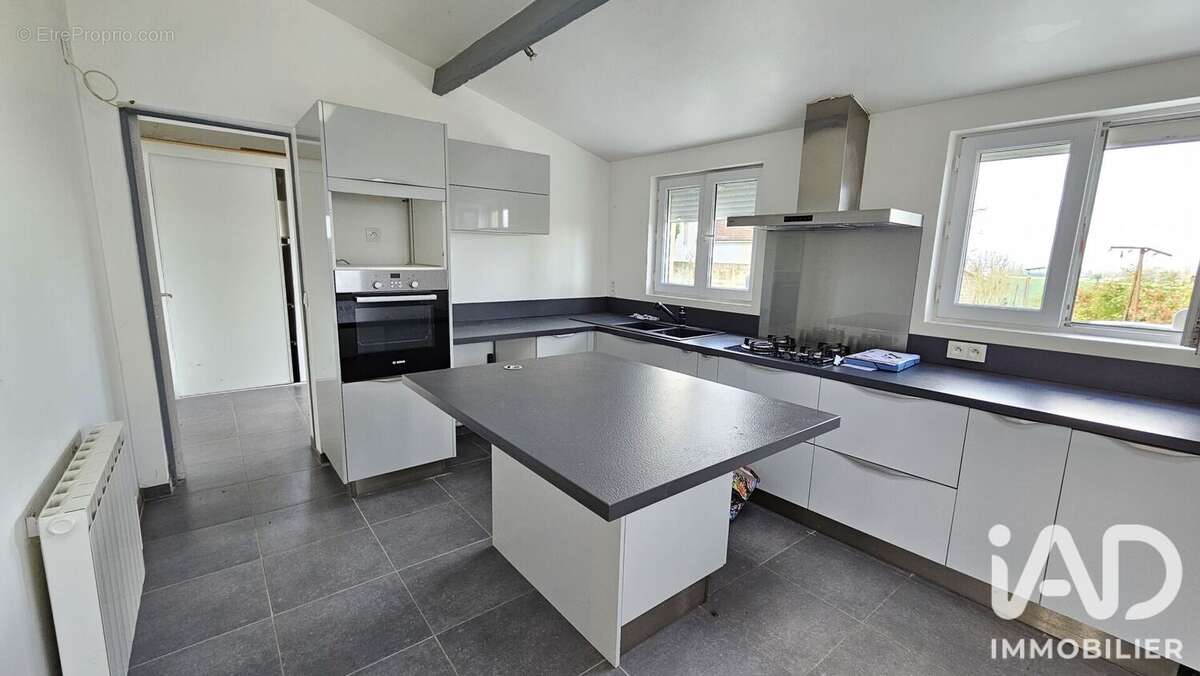 Photo 2 - Maison à LA FERTE-SOUS-JOUARRE
