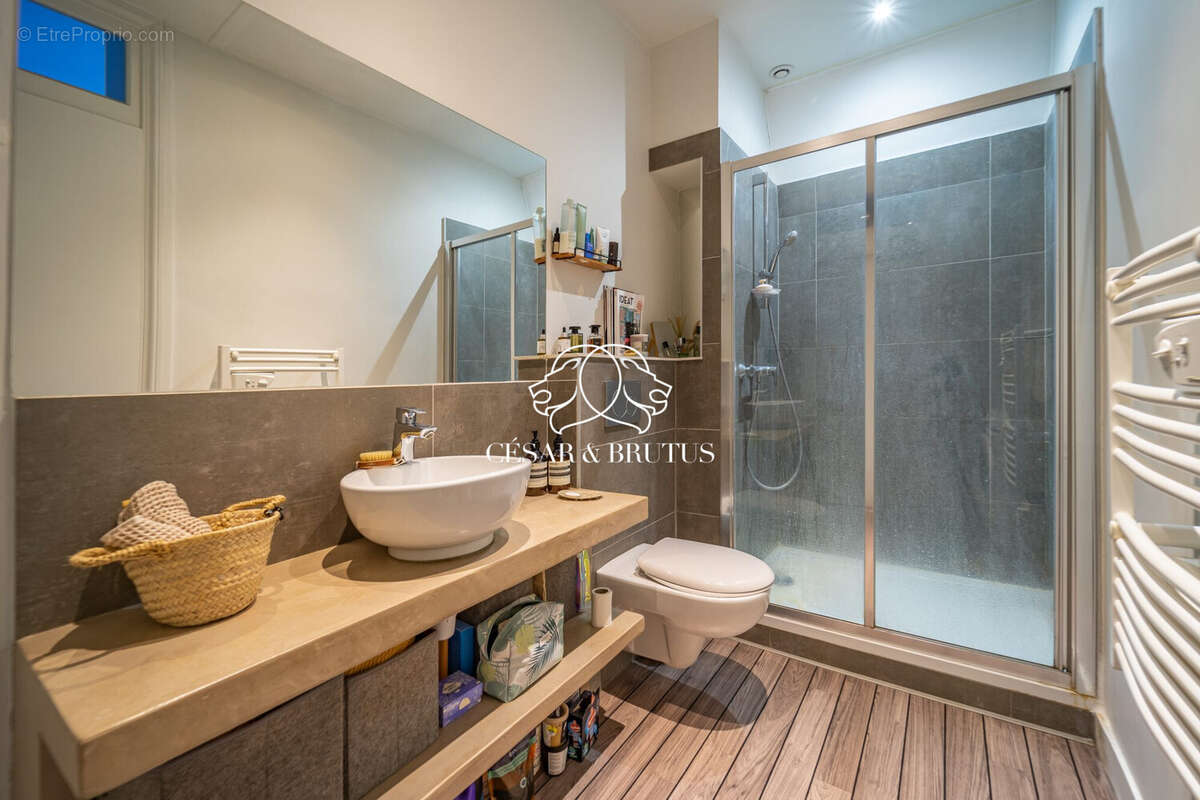 Appartement à LYON-6E