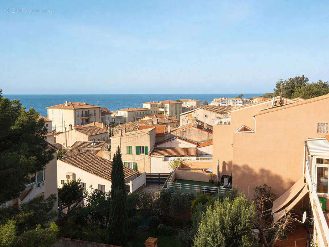 Appartement à SAUSSET-LES-PINS