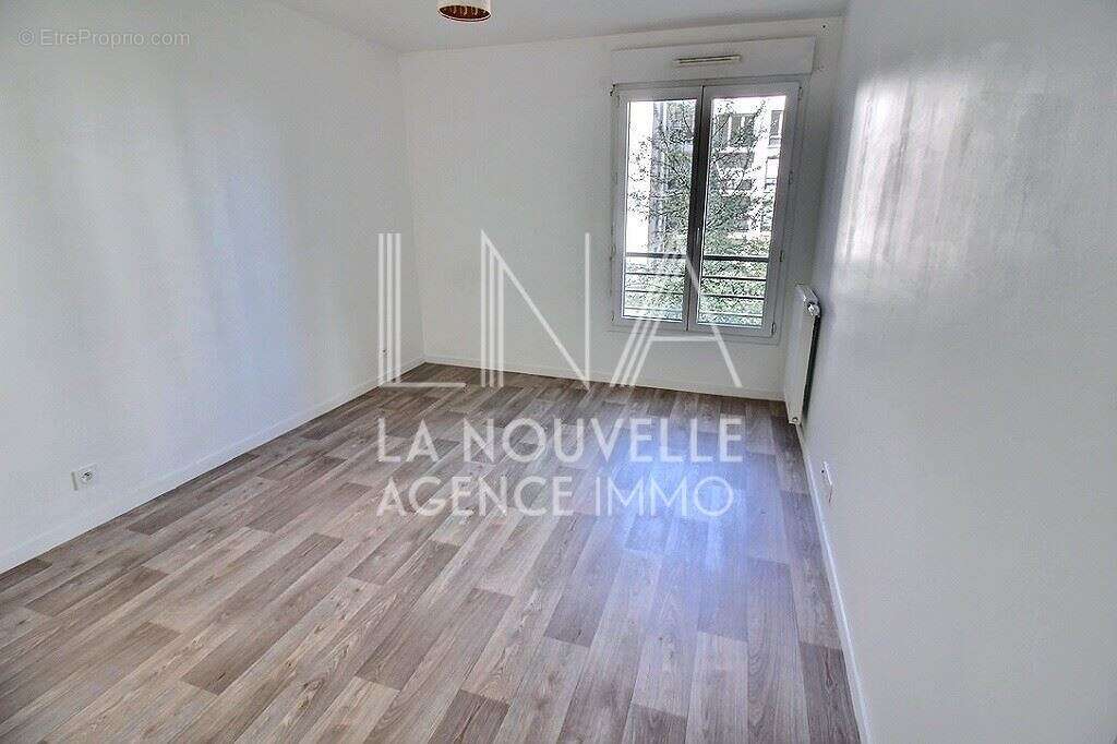 Appartement à ROMAINVILLE