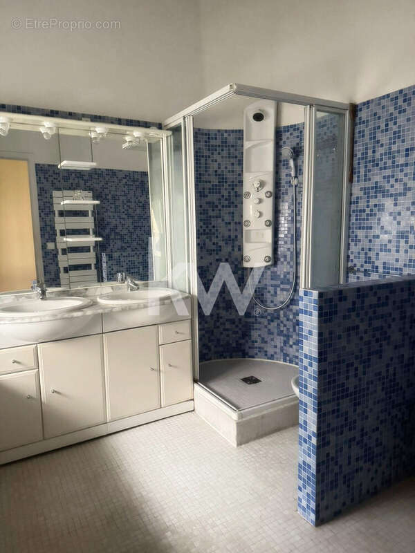 Maison à PARIS-5E