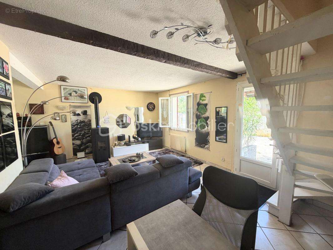Maison à SOUES