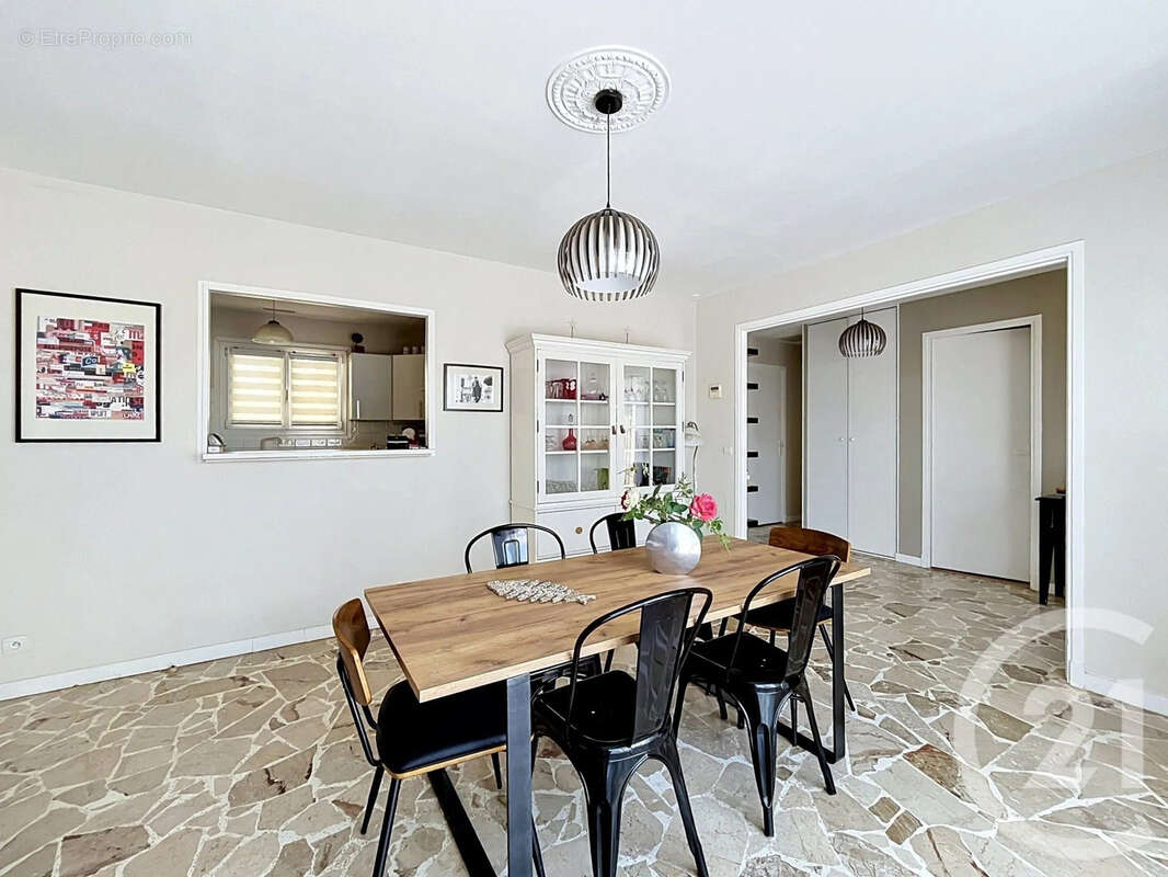 Maison à MEZE
