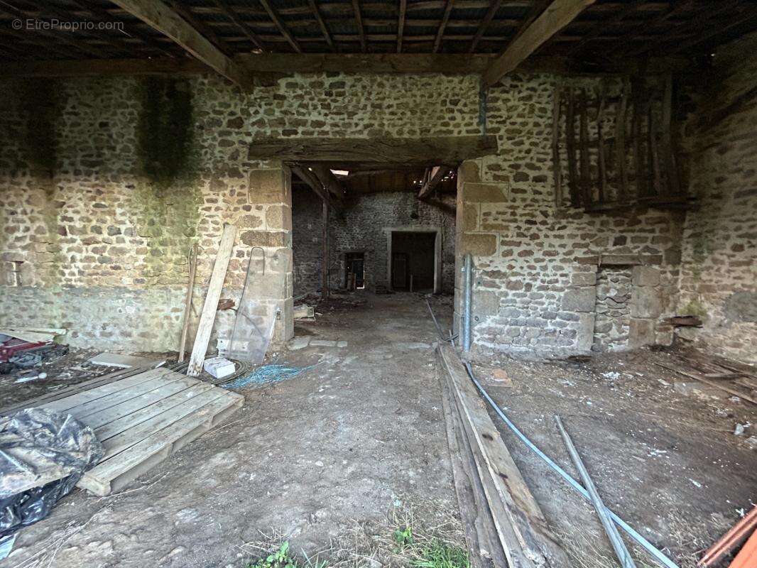 Maison à vendre 2 pièces BESSINES SUR GARTEMPE (87) - photo 7