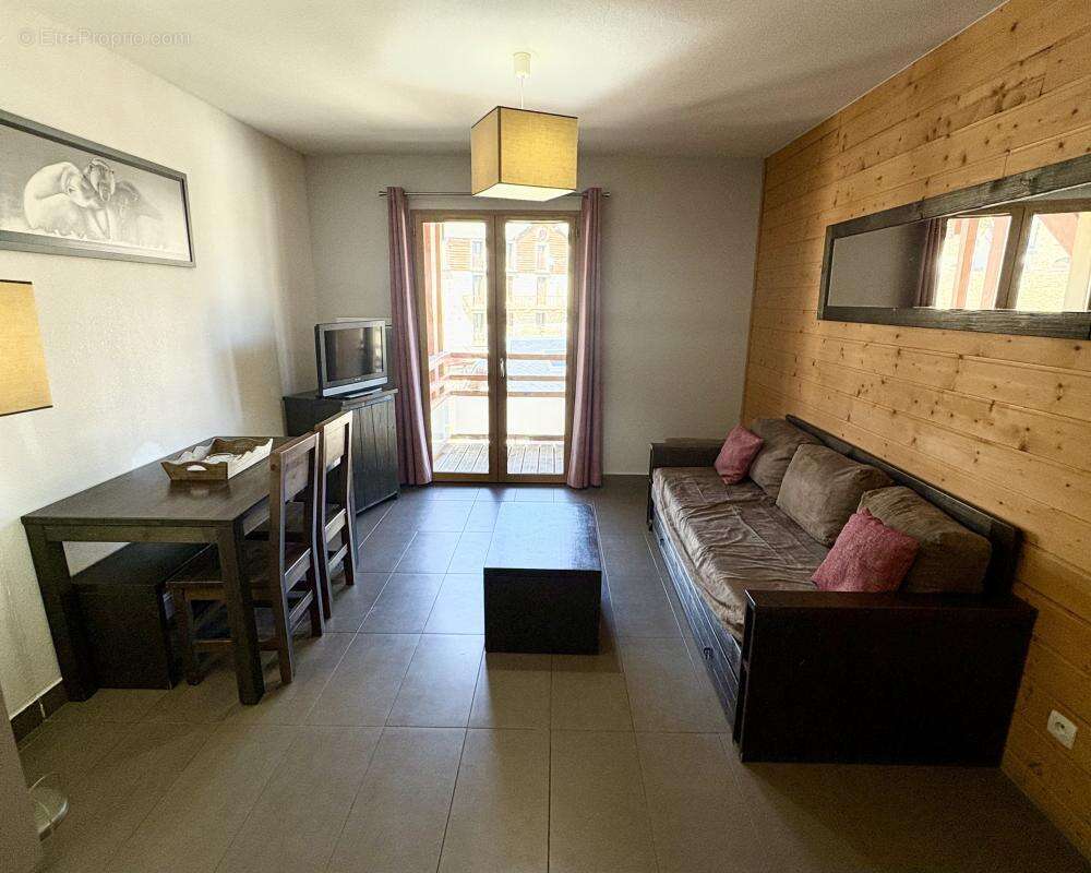Appartement à FONT-ROMEU-ODEILLO-VIA