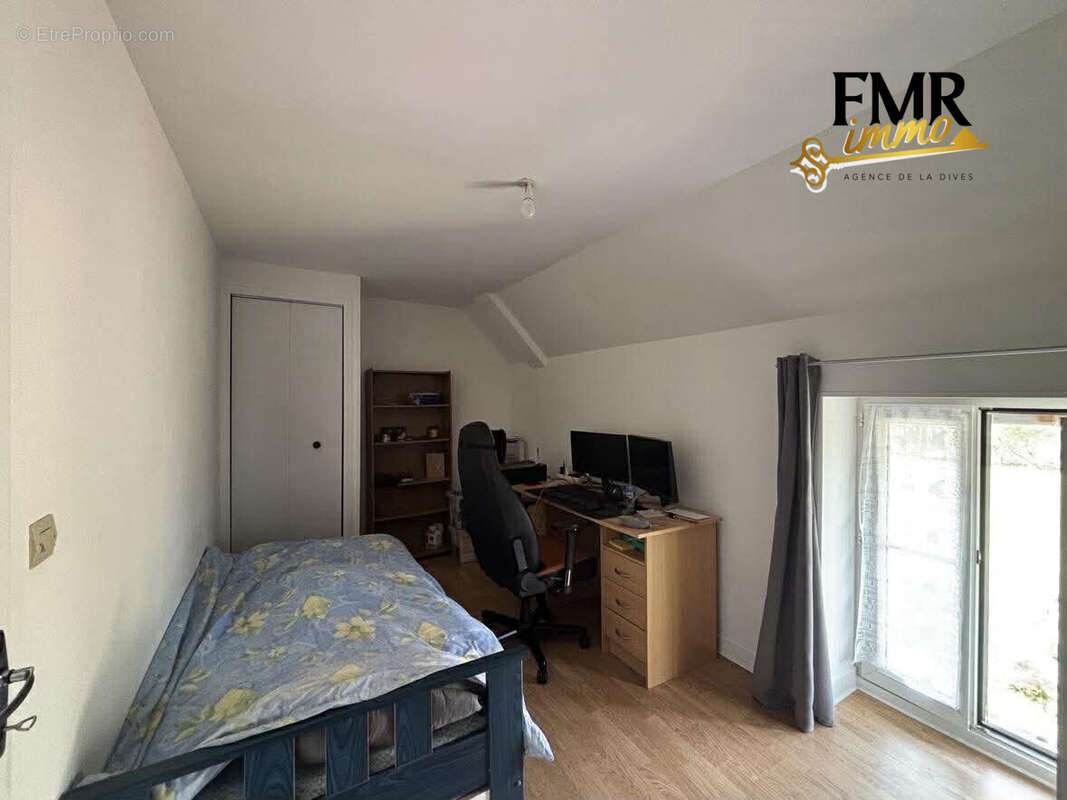 Maison à SAINT-PIERRE-SUR-DIVES