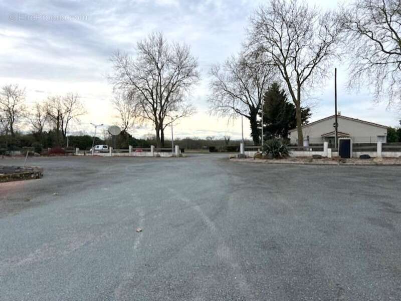 Appartement à SURGERES