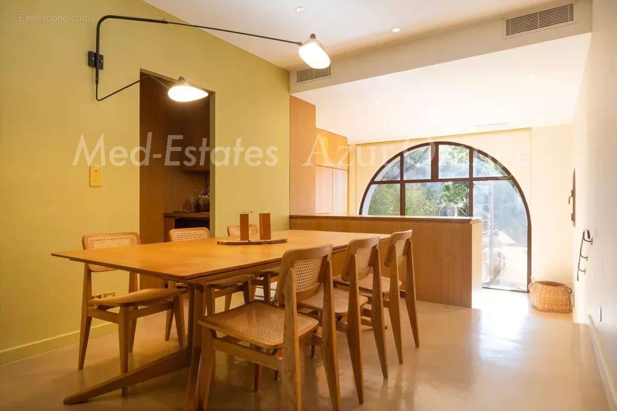 Appartement à SAINT-TROPEZ