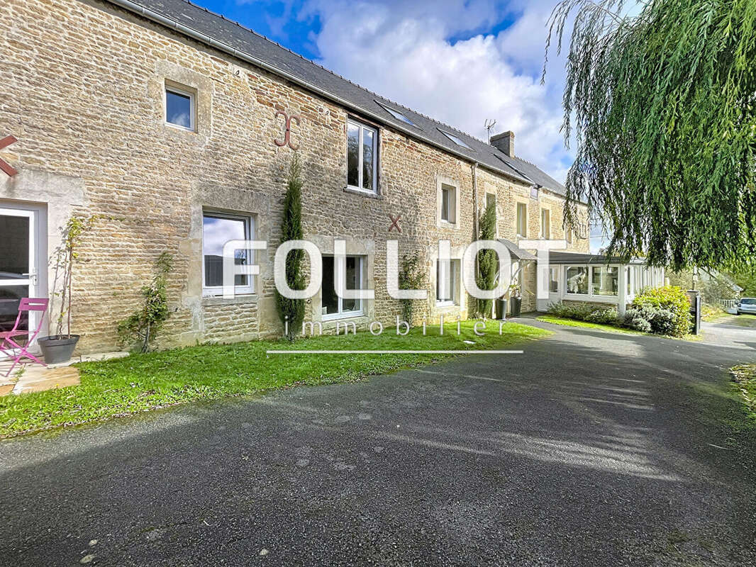 Maison à LAIZE-LA-VILLE