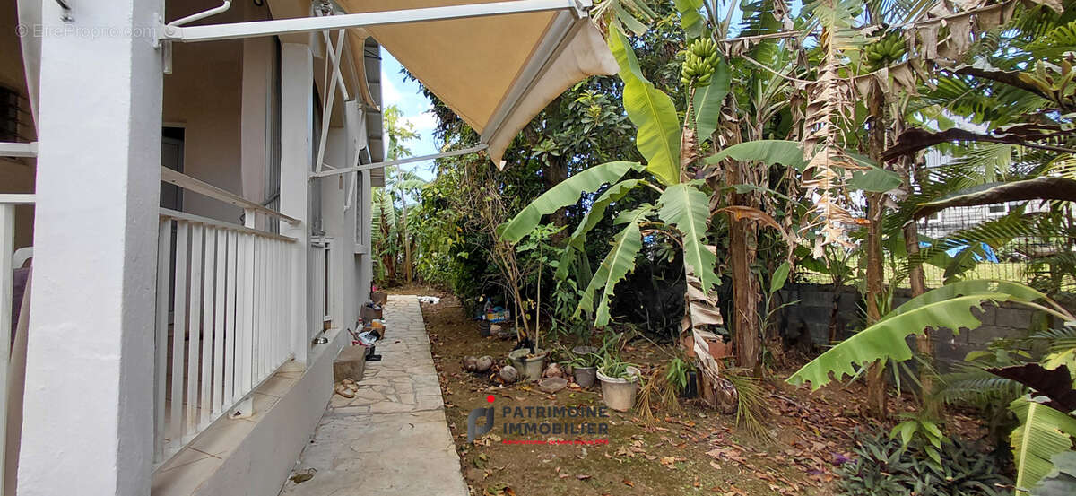 Maison à BAIE-MAHAULT