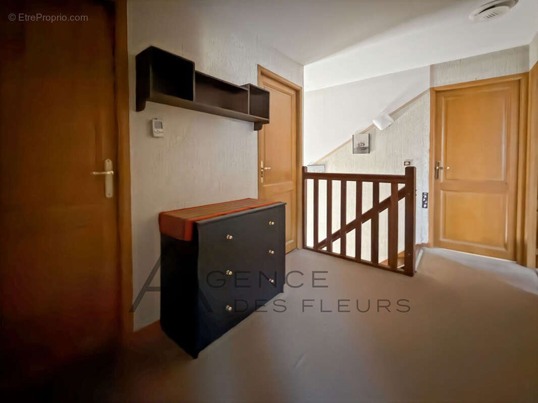 Maison 141 m² à Saint-Aubin-Les-Elbeuf  - photo 9
