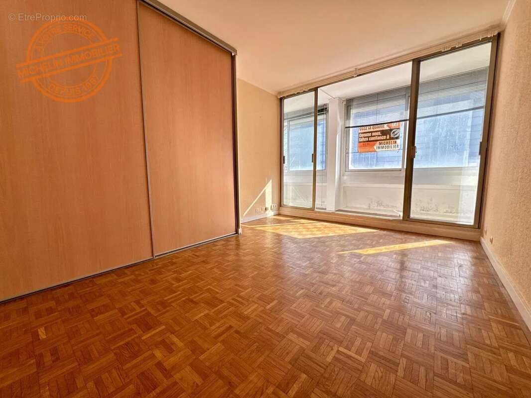Appartement à LYON-9E