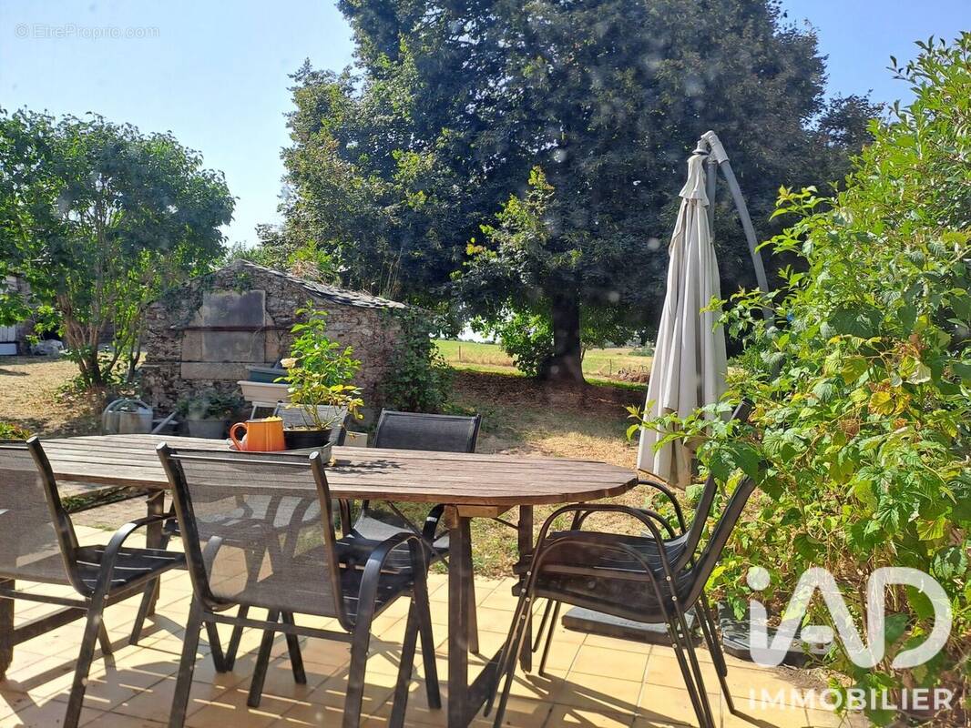 Photo 1 - Maison à LA ROUXIERE