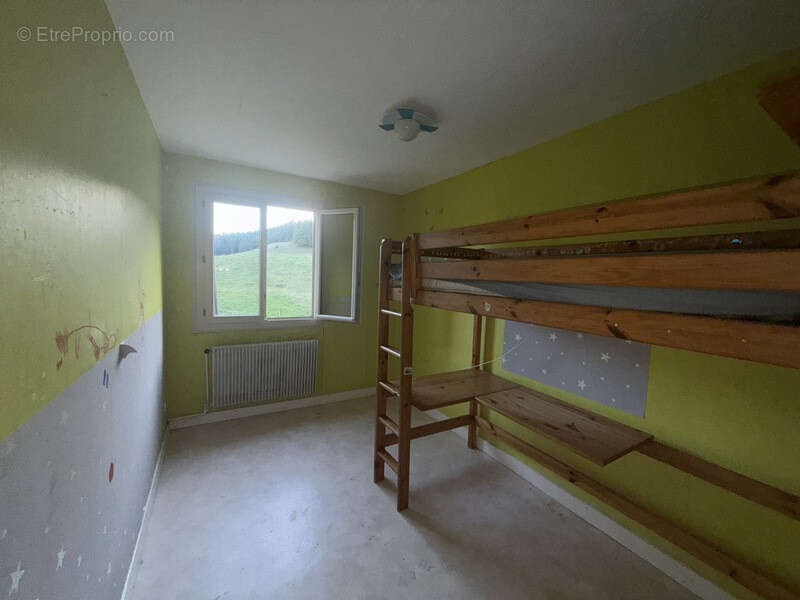 Haut-Jura, La Pesse,  Propriété agricole avec habitation à rénover, sur 7 hectares   Vue dégagée - photo 10
