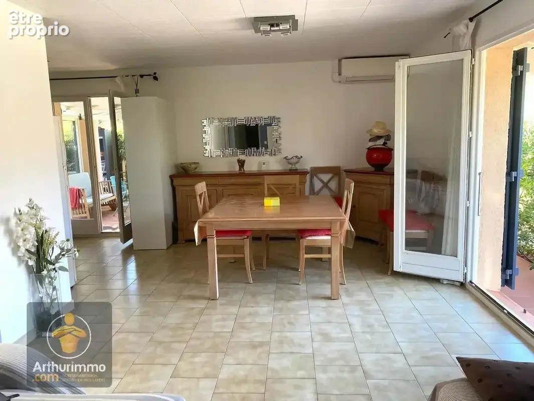 Charmante villa avec couloir de nage et jacuzzi - photo 4