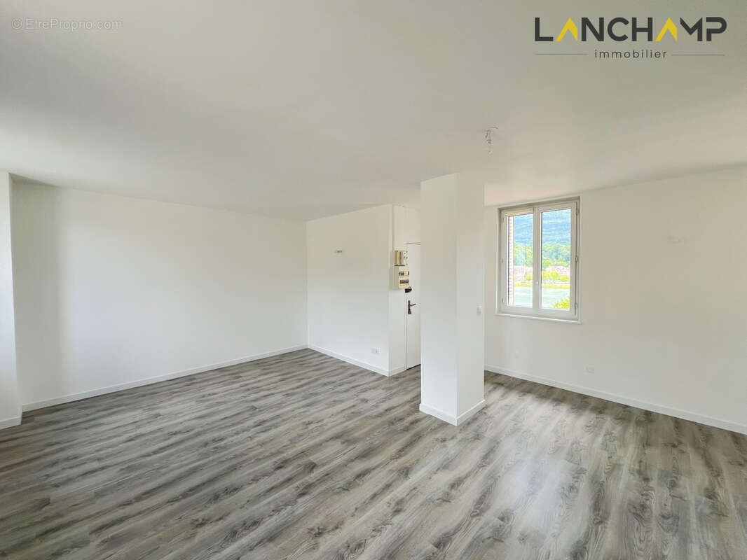 Appartement à SEYSSEL