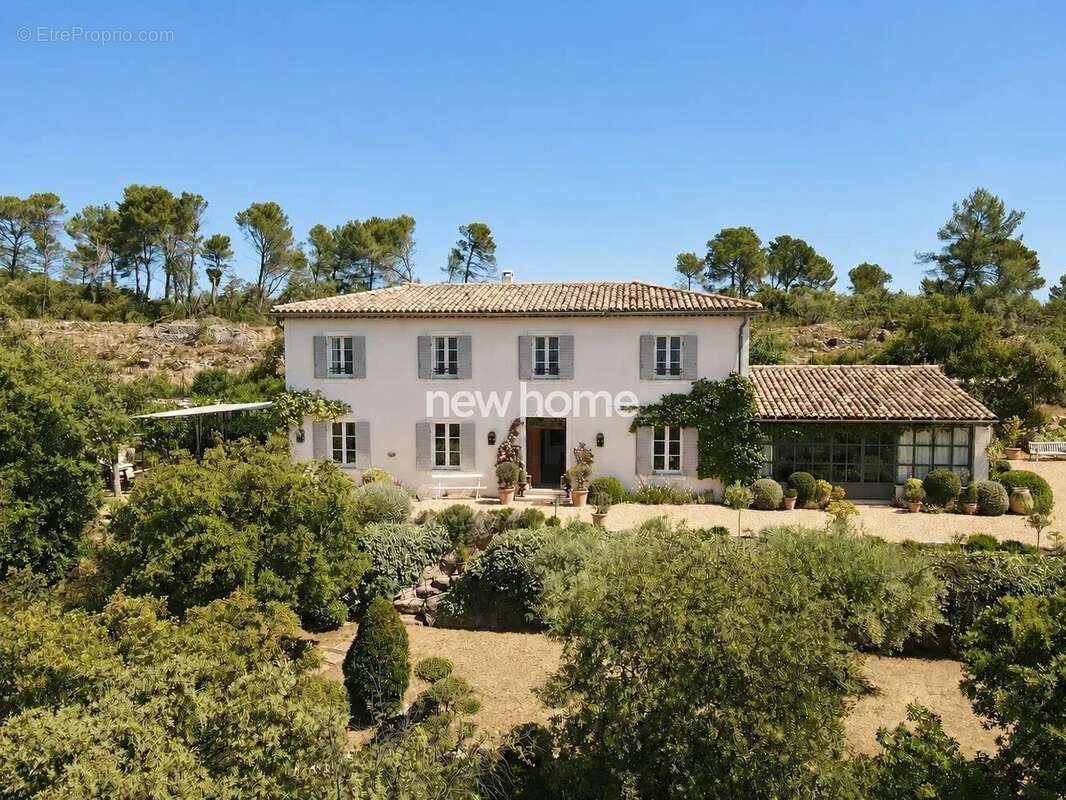 Maison à LORGUES