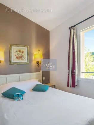 Maison à GROSPIERRES