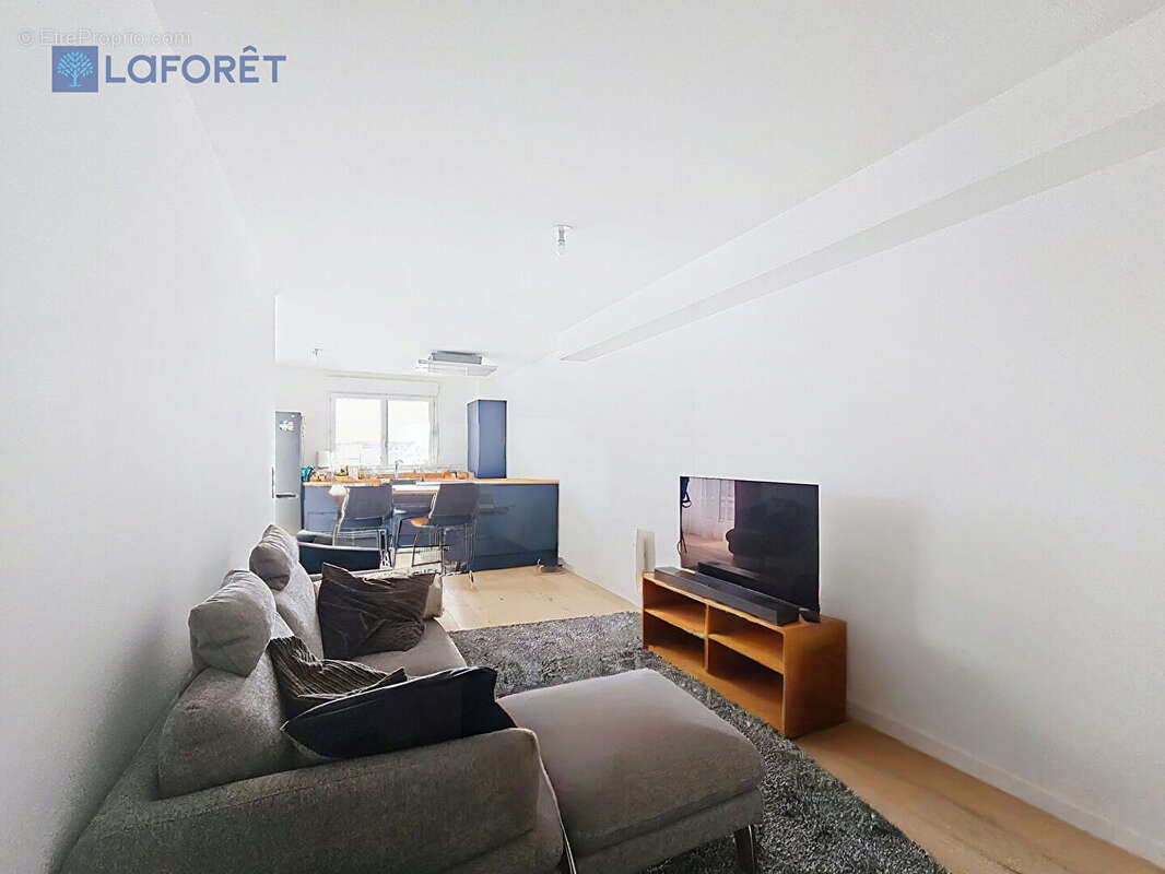 Appartement à VAIRES-SUR-MARNE