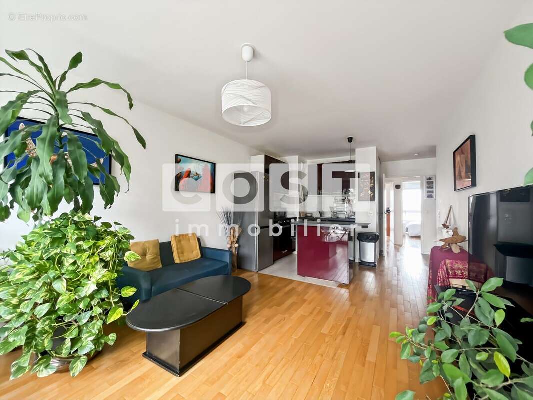 Appartement à COLOMBES