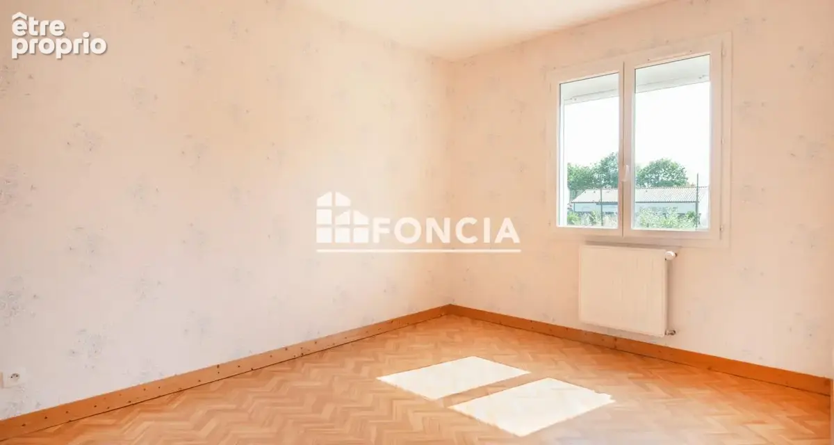 LE PELLERIN / CHÊNE VERT : maison T4 de plain-pied de 102 m2 avec 3 chambres, terrasse, garage et jardin sur parcelle de 525 m2, - photo 11