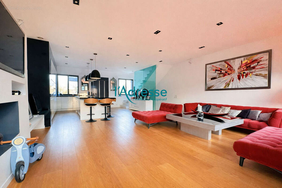 Maison à NANTERRE