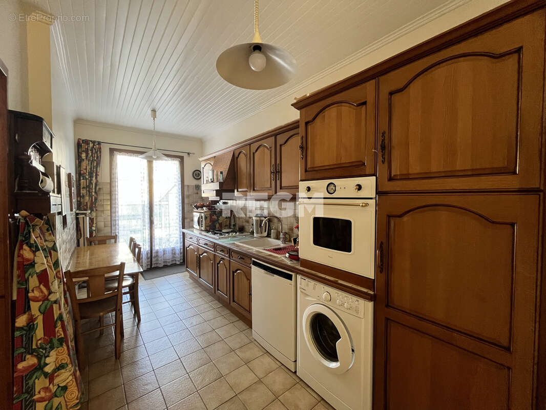 Maison à CORBEIL-ESSONNES