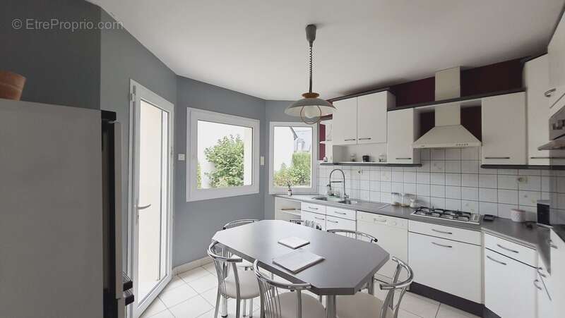 Maison à CHARTRES-DE-BRETAGNE