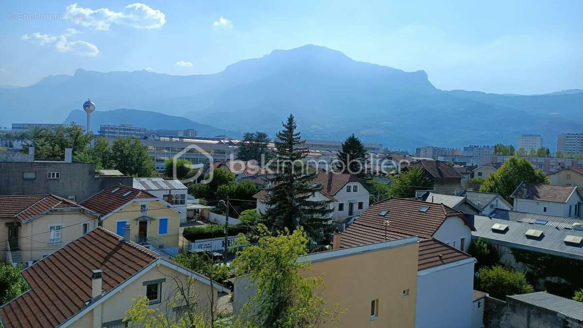 Appartement T4 97 m2 et garage proche gendarmerie - photo 12