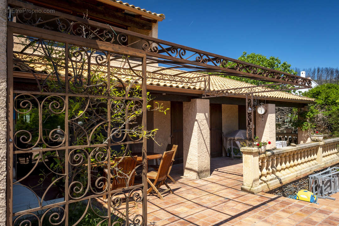 Maison à SAUSSET-LES-PINS