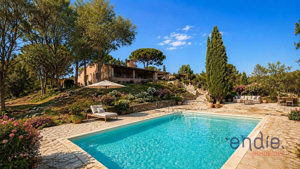 Maison à FAYENCE