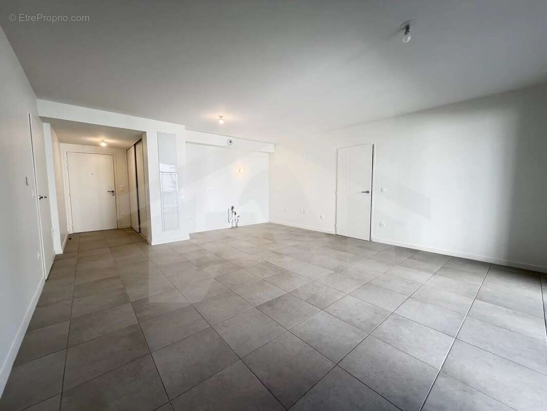 Appartement 3P+C 72.5m2 - photo 3