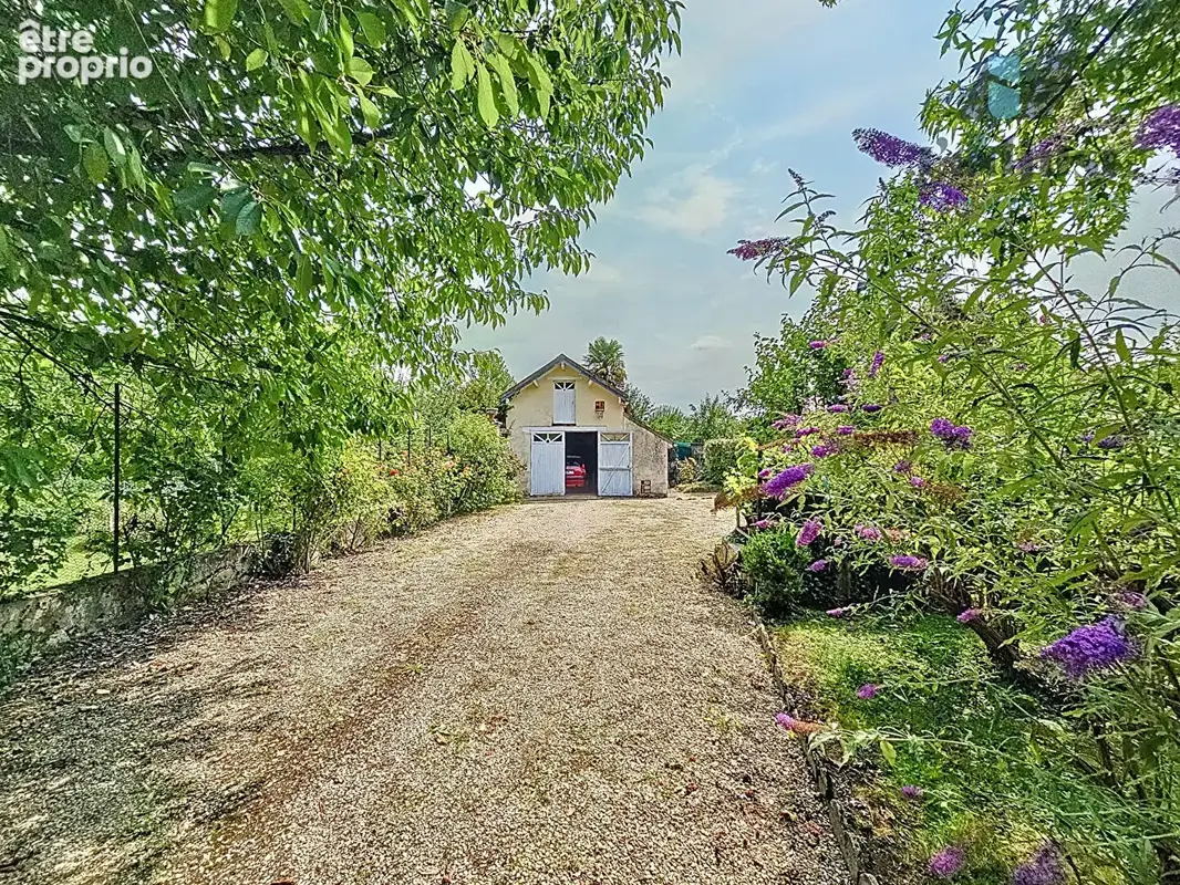 Une magnifique Meulière à Voulx (27mn de FONTAINEBLEAU) ! 7 pièces - Sous-sol total - Terrain de 3 866 m² - photo 14