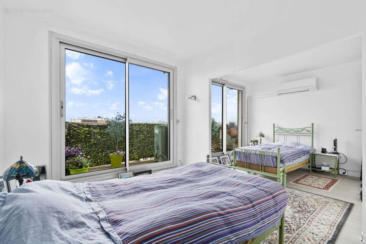 Appartement à PARIS-12E