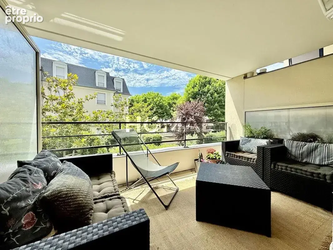 Appartement à SAINT-CYR-L'ECOLE