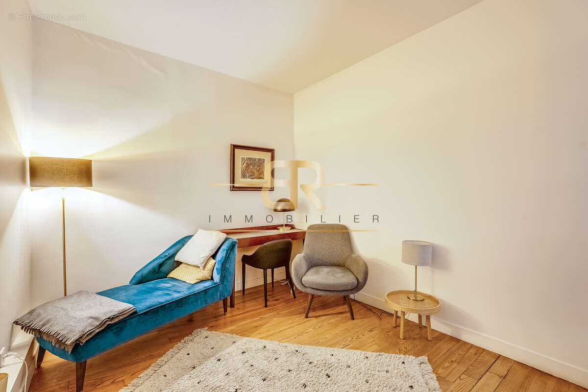 Appartement à PARIS-9E