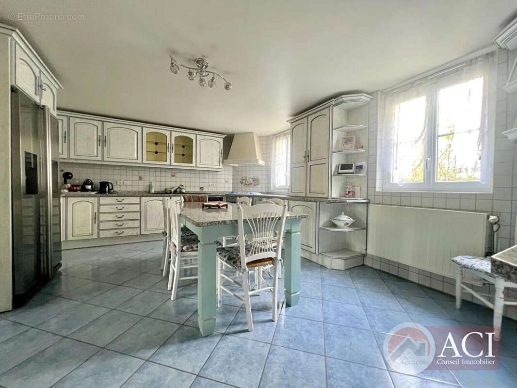 59952605d.jpg - Maison à PIERREFITTE-SUR-SEINE