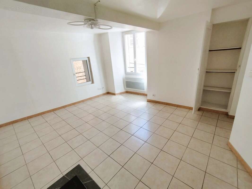 Appartement à DRAGUIGNAN